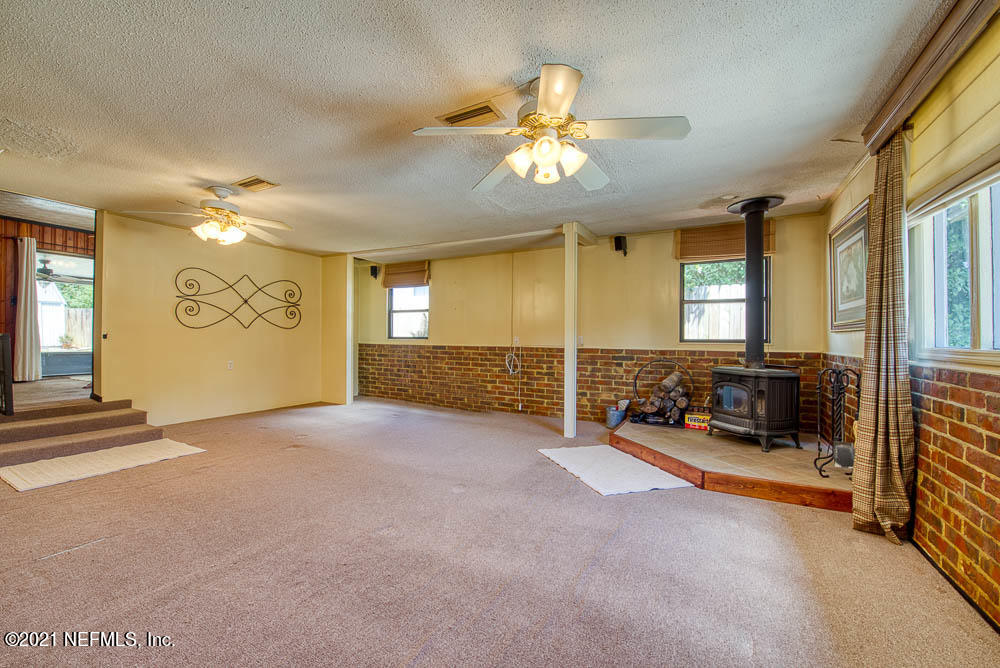 10435 Jolynn Road Jacksonville, FL 32225 - Photo 17 of 26 Great Room - View 3