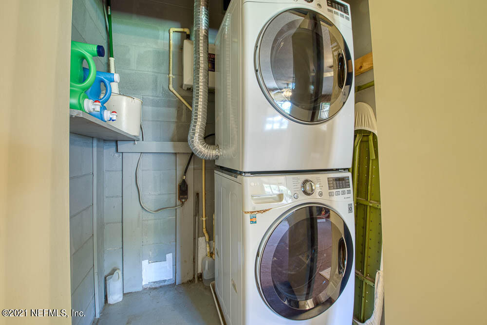 10435 Jolynn Road Jacksonville, FL 32225 - Photo 18 of 26 Laundry