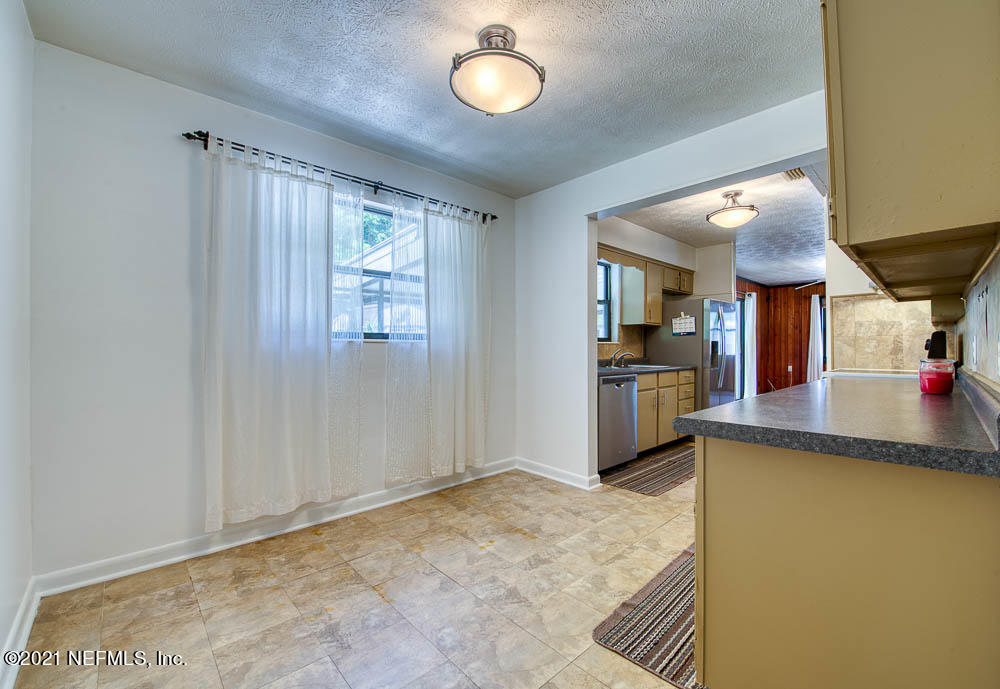 10435 Jolynn Road Jacksonville, FL 32225 - Photo 4 of 26 Kitchen and Breakfast Nook