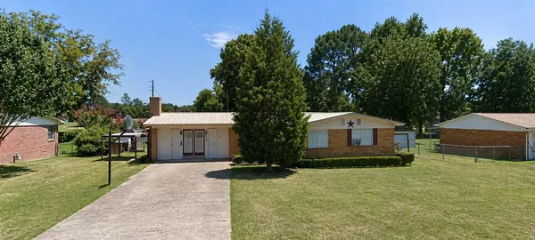 $189,900 | 613 Laurel Road, Athens, TX 75751