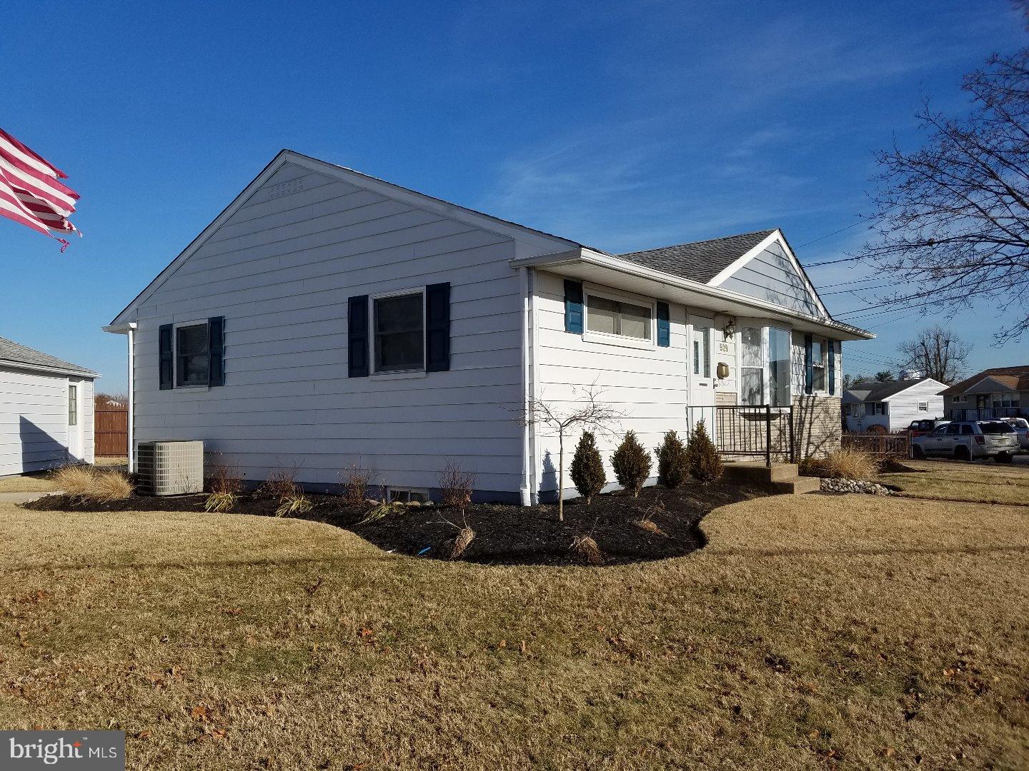 529 Jefferson Street Riverside, NJ 08075 - Photo 3 of 11