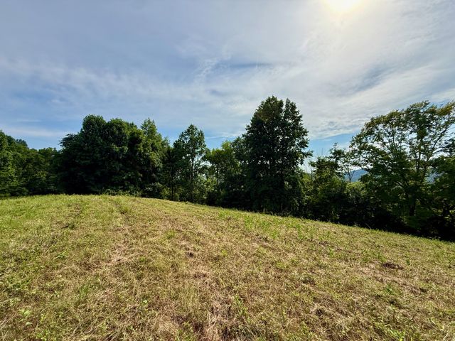 $375,000 | 2663 Clear Fork Road, Liberty, TN 37095
