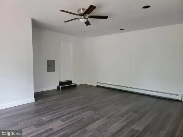 $3,500 | 1639 Perkins Lane, Beverly, NJ 08010