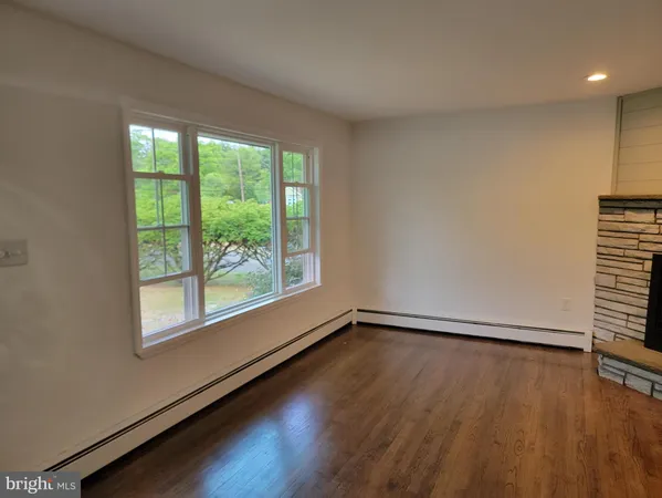 $3,500 | 1639 Perkins Lane, Beverly, NJ 08010