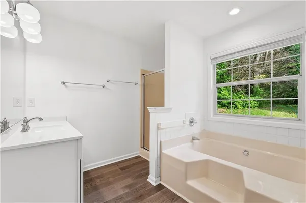 $2,250 | 678 Arbour Way, Suwanee, GA 30024