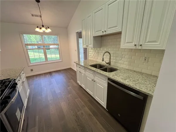 $2,250 | 678 Arbour Way, Suwanee, GA 30024