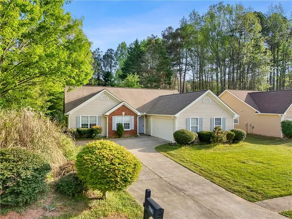 $2,250 | 678 Arbour Way, Suwanee, GA 30024