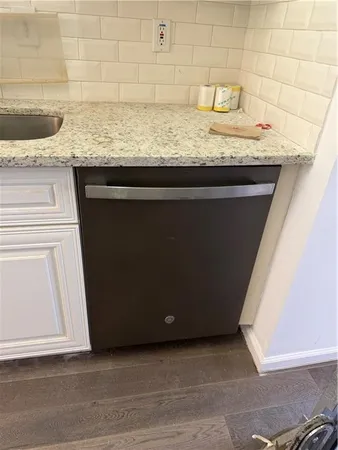 $2,250 | 678 Arbour Way, Suwanee, GA 30024