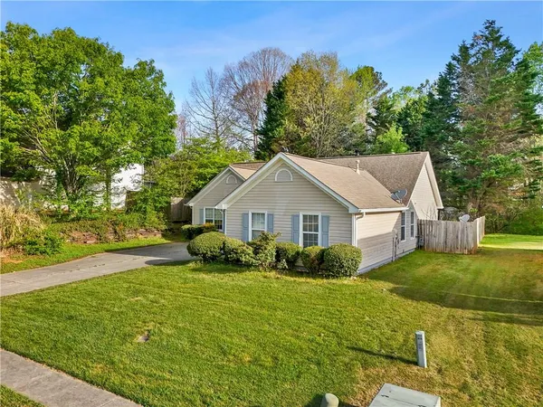 $2,250 | 678 Arbour Way, Suwanee, GA 30024