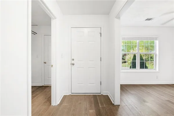 $2,250 | 678 Arbour Way, Suwanee, GA 30024