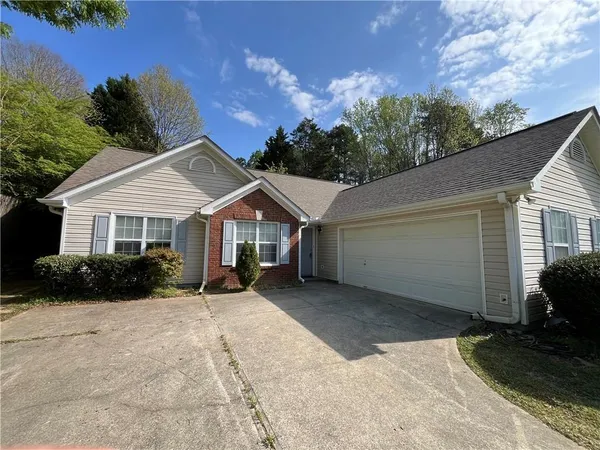 $2,250 | 678 Arbour Way, Suwanee, GA 30024