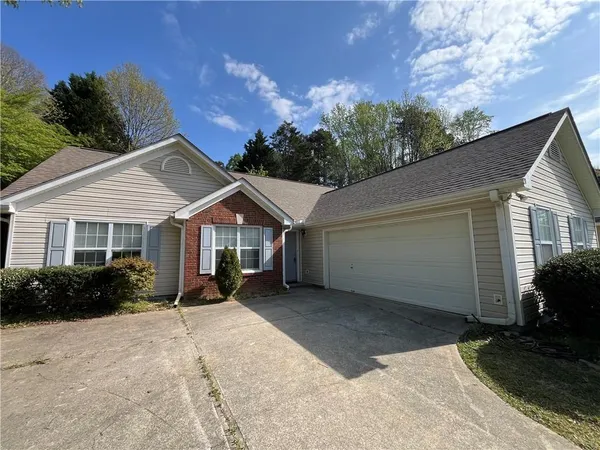 $2,250 | 678 Arbour Way, Suwanee, GA 30024