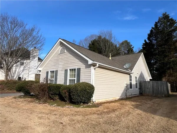 $2,250 | 678 Arbour Way, Suwanee, GA 30024