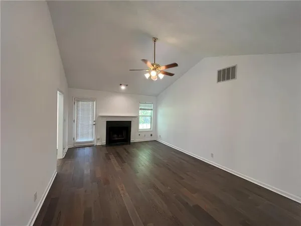 $2,250 | 678 Arbour Way, Suwanee, GA 30024