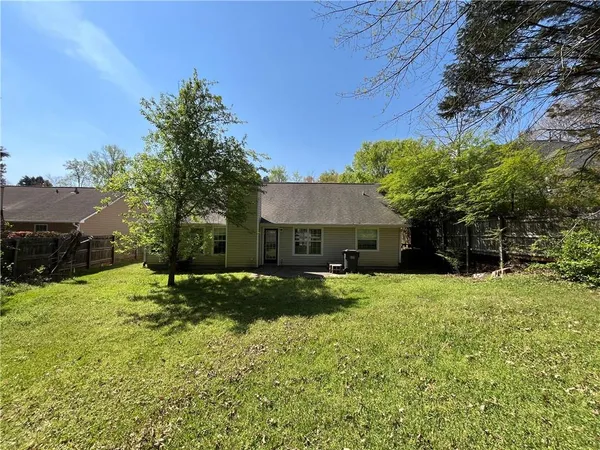 $2,250 | 678 Arbour Way, Suwanee, GA 30024