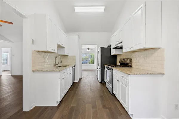 $2,250 | 678 Arbour Way, Suwanee, GA 30024