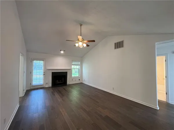 $2,250 | 678 Arbour Way, Suwanee, GA 30024