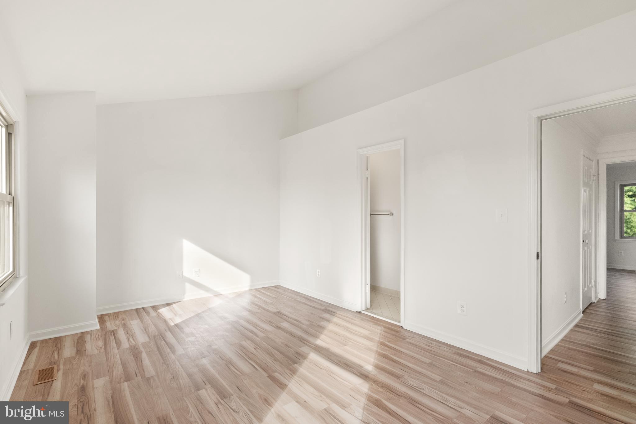 3733 Roxbury Lane Alexandria, VA 22309 - Photo 19 of 37 a view of empty room with wooden floor