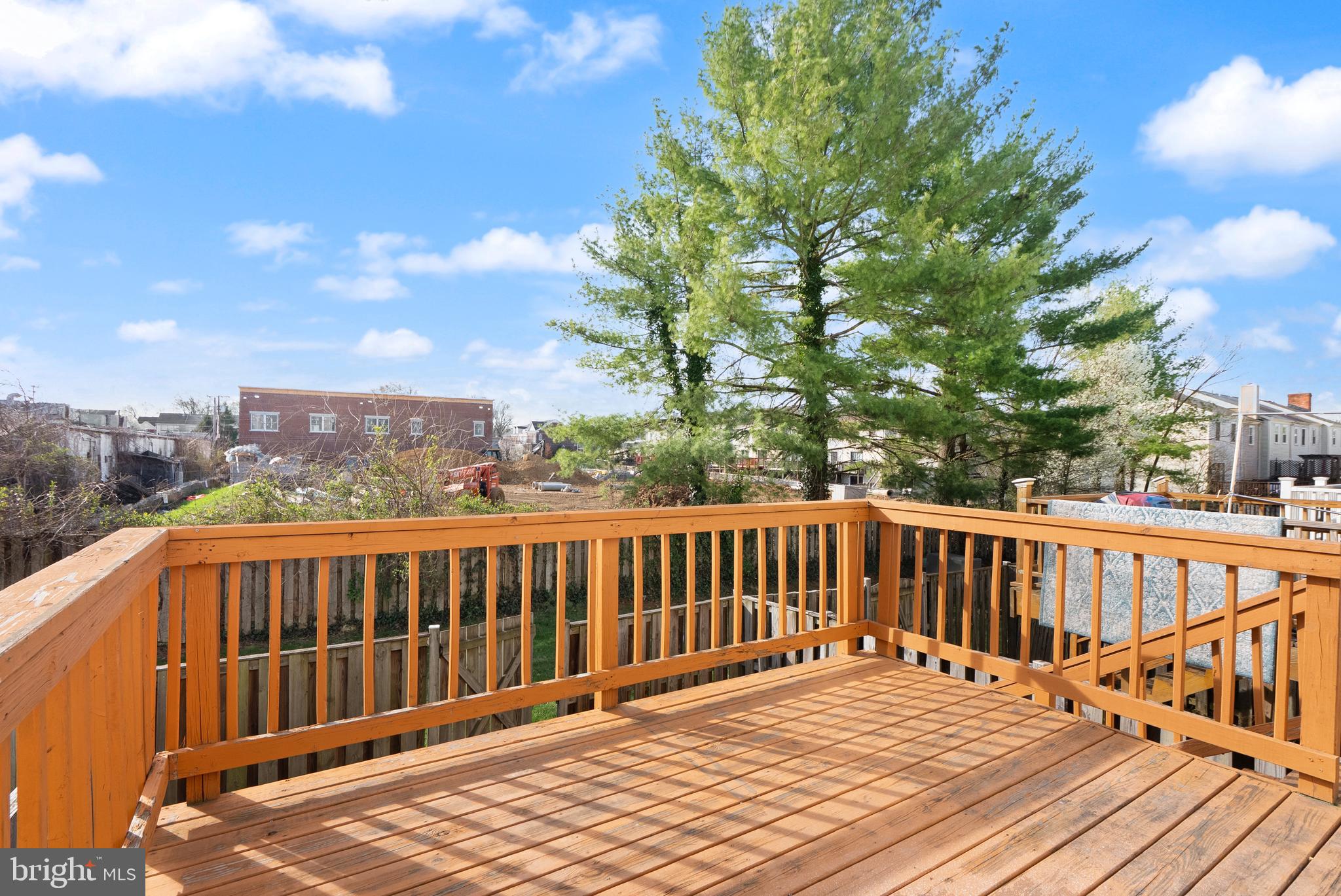 3733 Roxbury Lane Alexandria, VA 22309 - Photo 30 of 37 a view of wooden deck and a yard