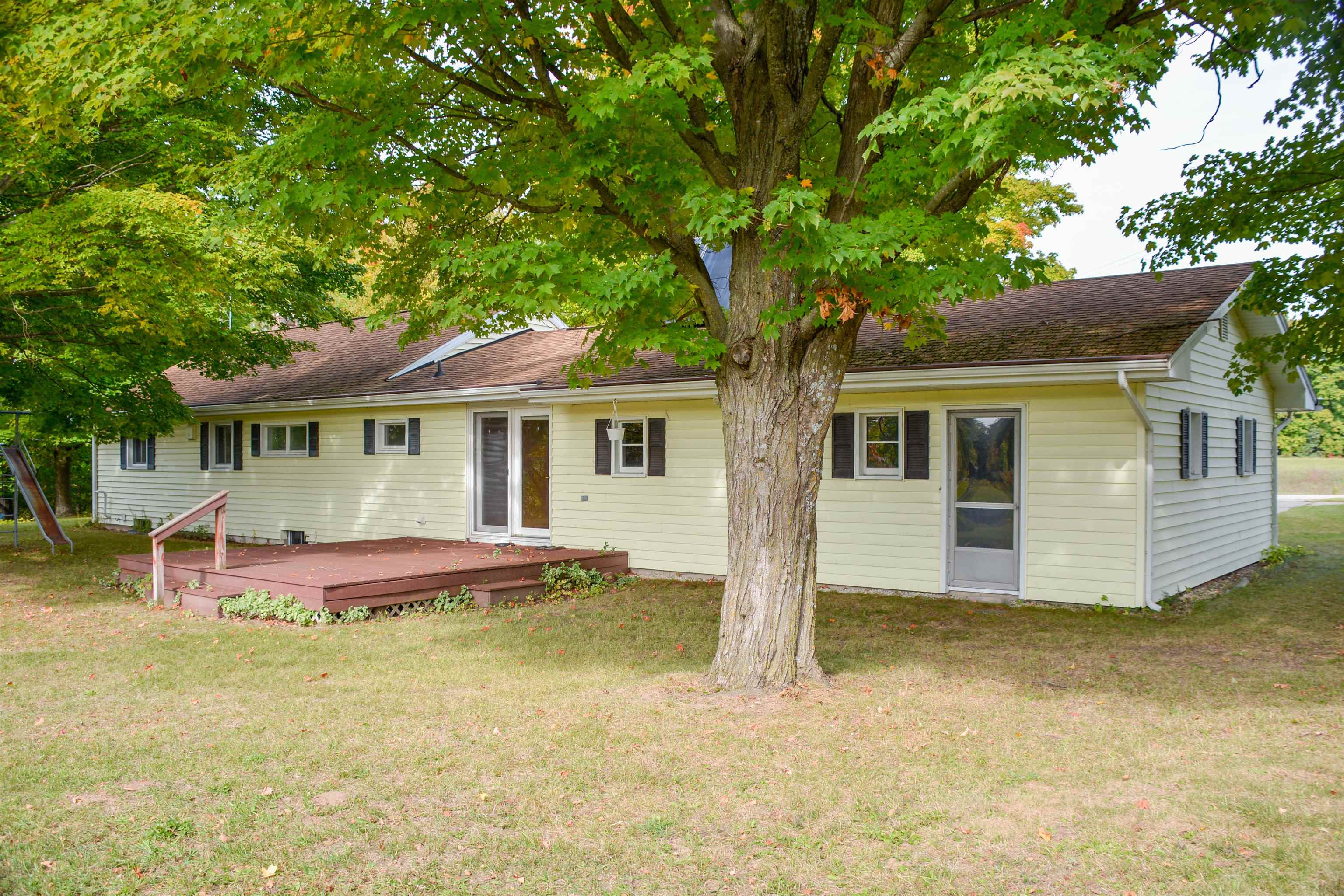 6691 North Long Lake Road Traverse City, MI 49685 - Photo 10 of 45