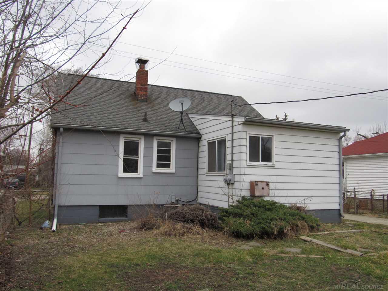 7260 Stephens Center Line, MI 48015 - Photo 4 of 40 Gallery Image 4