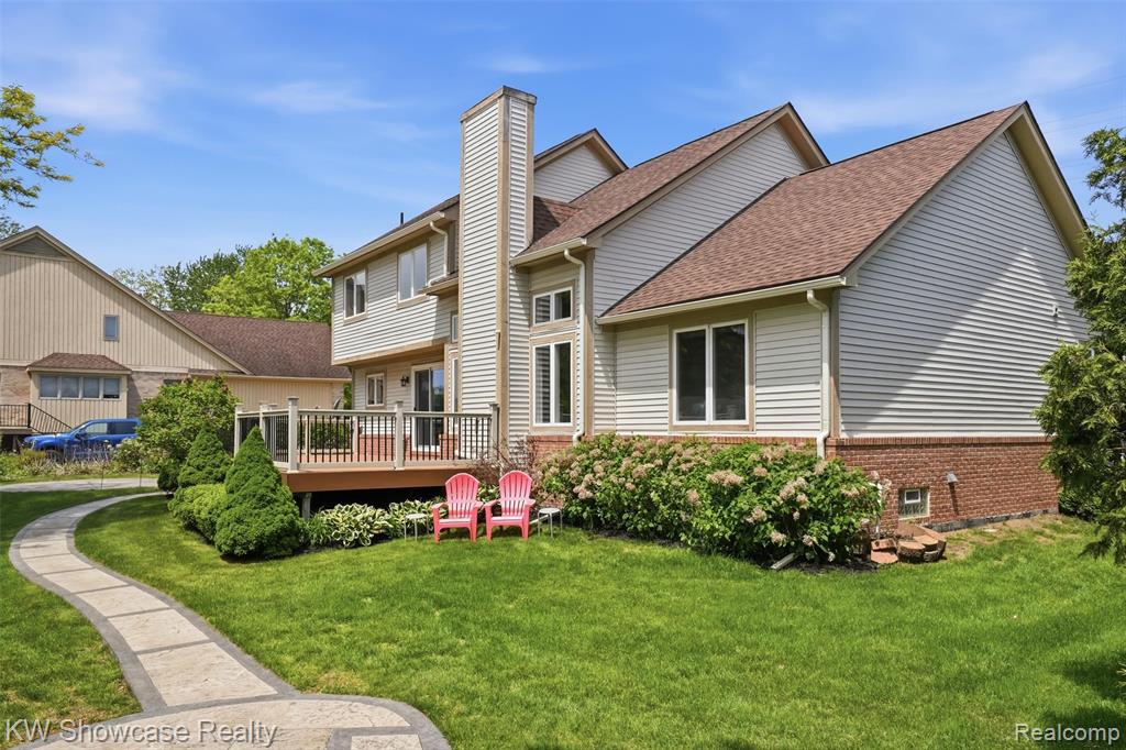 3345 East Commerce Road Commerce Township, MI 48382 - Photo 7 of 51