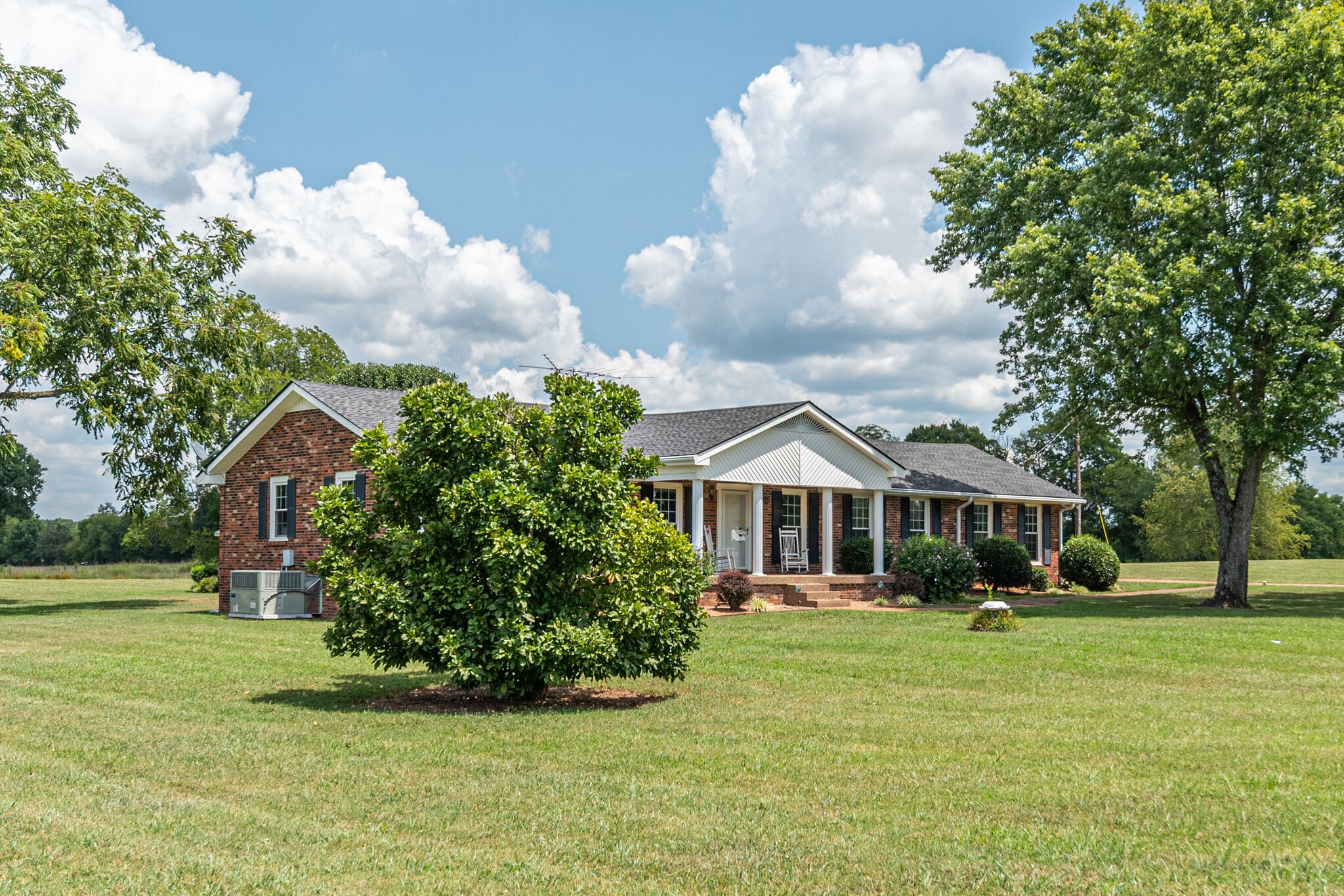 1765 Vesta Road Lebanon, TN 37090 - Photo 3 of 36 a front view of a house with a garden