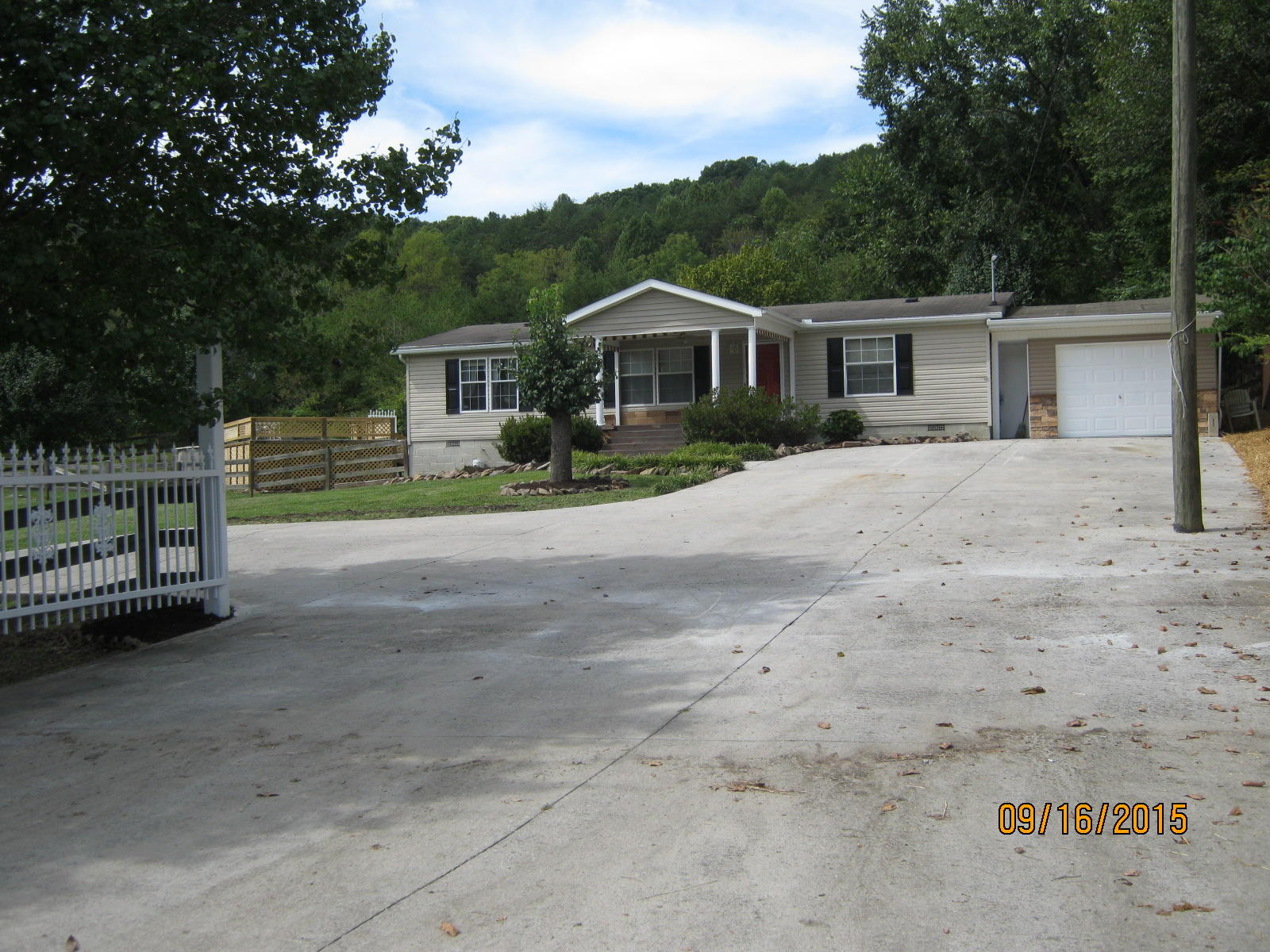 404 Beard Valley Road Maynardville, TN 37807 - Photo 1 of 25 IMG_2173