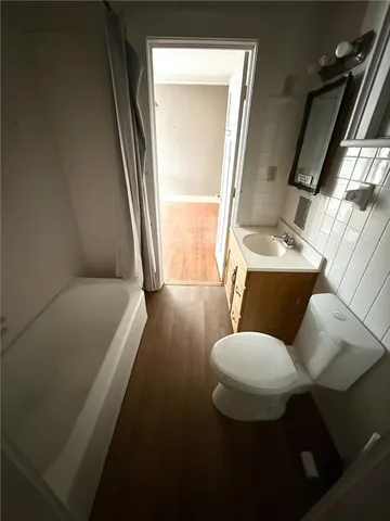 $2,999 | 7211 St Charles Avenue, New Orleans, LA 70118