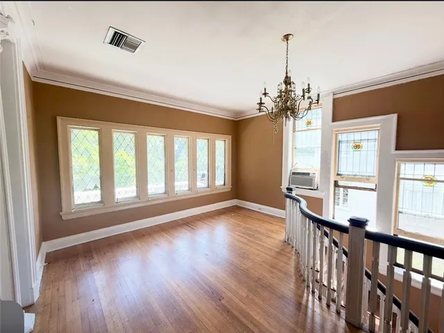 $2,999 | 7211 St Charles Avenue, New Orleans, LA 70118