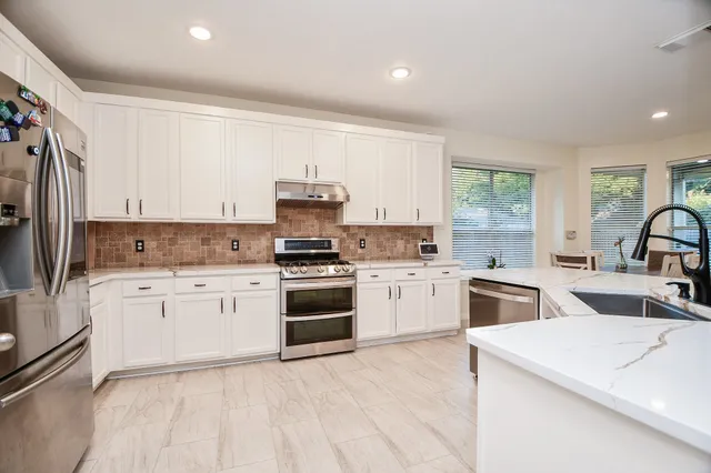 $534,900 | 23302 Tinton Court, Katy, TX 77494