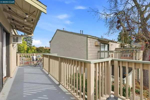 $355,000 | 2890 Treat Boulevard, Unit 5, Concord, CA 94518