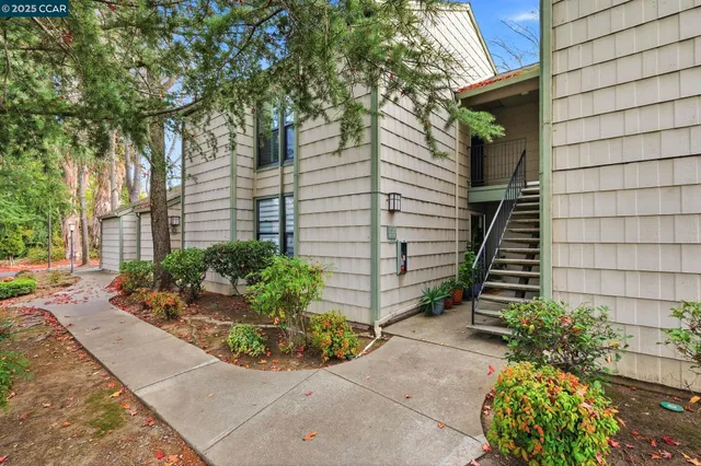 $375,000 | 2890 Treat Boulevard, Unit 5, Concord, CA 94518