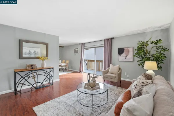 $355,000 | 2890 Treat Boulevard, Unit 5, Concord, CA 94518