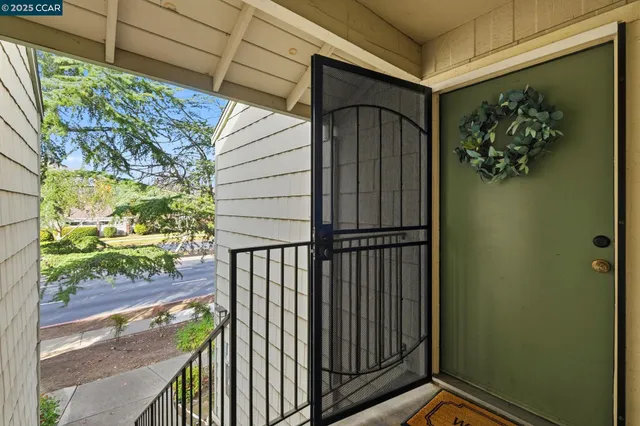 $375,000 | 2890 Treat Boulevard, Unit 5, Concord, CA 94518