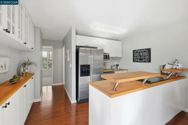 $355,000 | 2890 Treat Boulevard, Unit 5, Concord, CA 94518