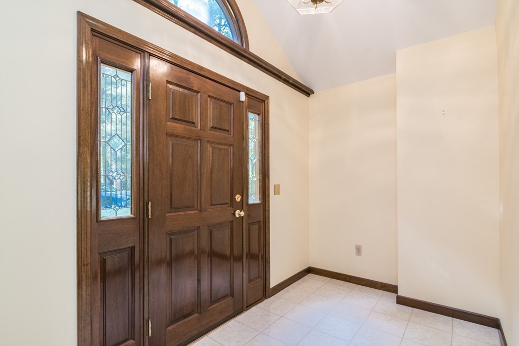 83 Long Plain Road Whately, MA 01373 - Photo 5 of 41 Gallery Image 5