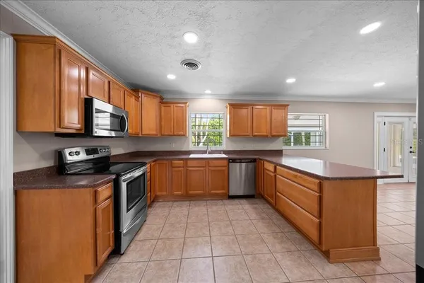 $625,000 | 2009 Southeast 15th Lane, Ocala, FL 34471