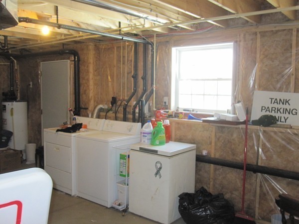177 Penrose Street Springfield, MA 01109 - Photo 21 of 25 Gallery Image 21