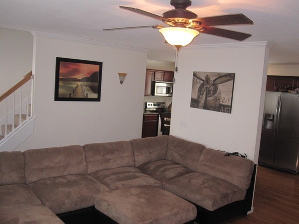 177 Penrose Street Springfield, MA 01109 - Photo 4 of 25 Gallery Image 4