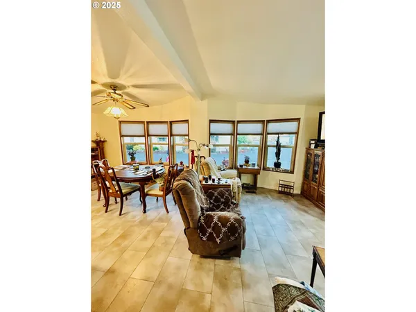 $134,500 | 503 Southeast Sheridan Road, Unit 8, Sheridan, OR 97378