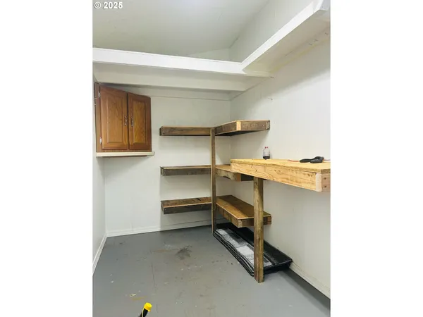 $134,500 | 503 Southeast Sheridan Road, Unit 8, Sheridan, OR 97378
