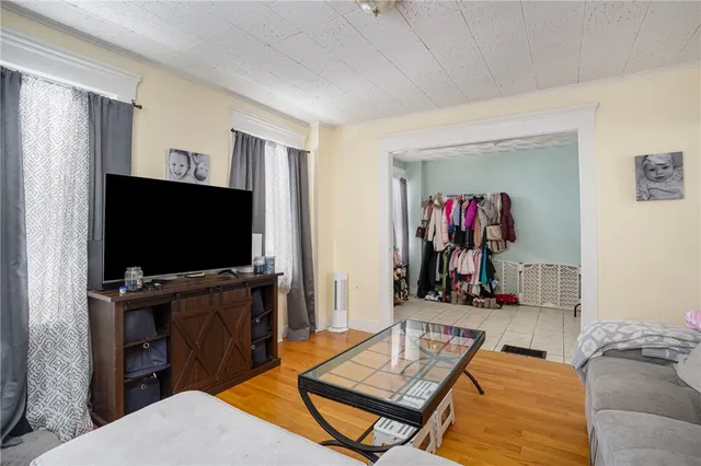 $499,900 | 7 Maple Street, Cranston, RI 02910