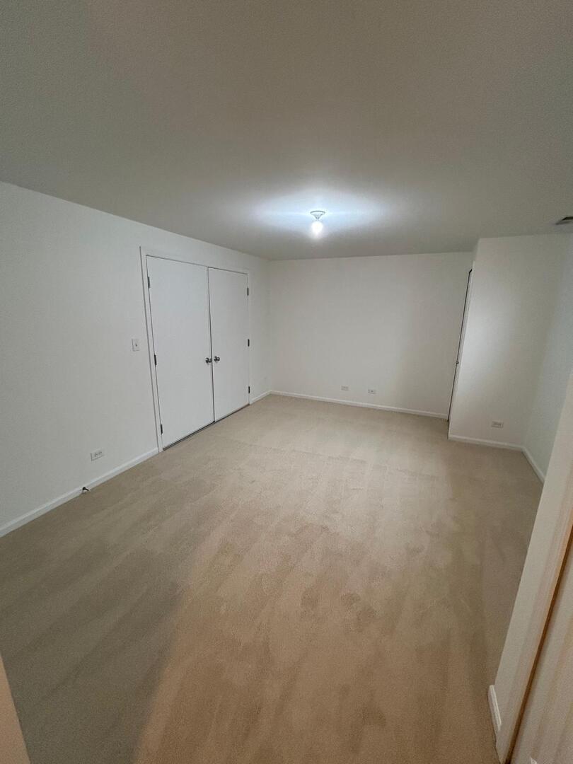 683 Station Boulevard Aurora, IL 60504 - Photo 17 of 33