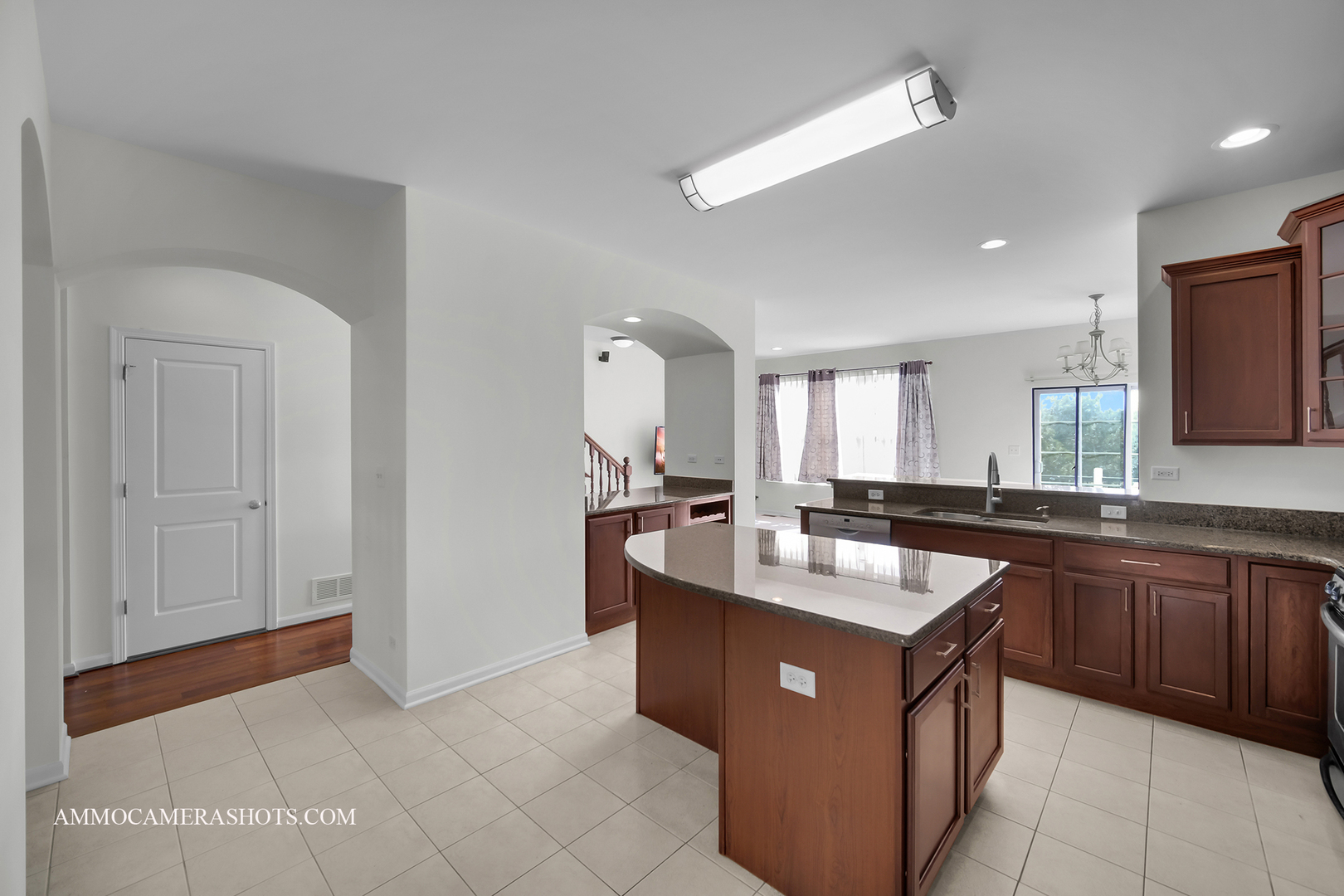 683 Station Boulevard Aurora, IL 60504 - Photo 8 of 33