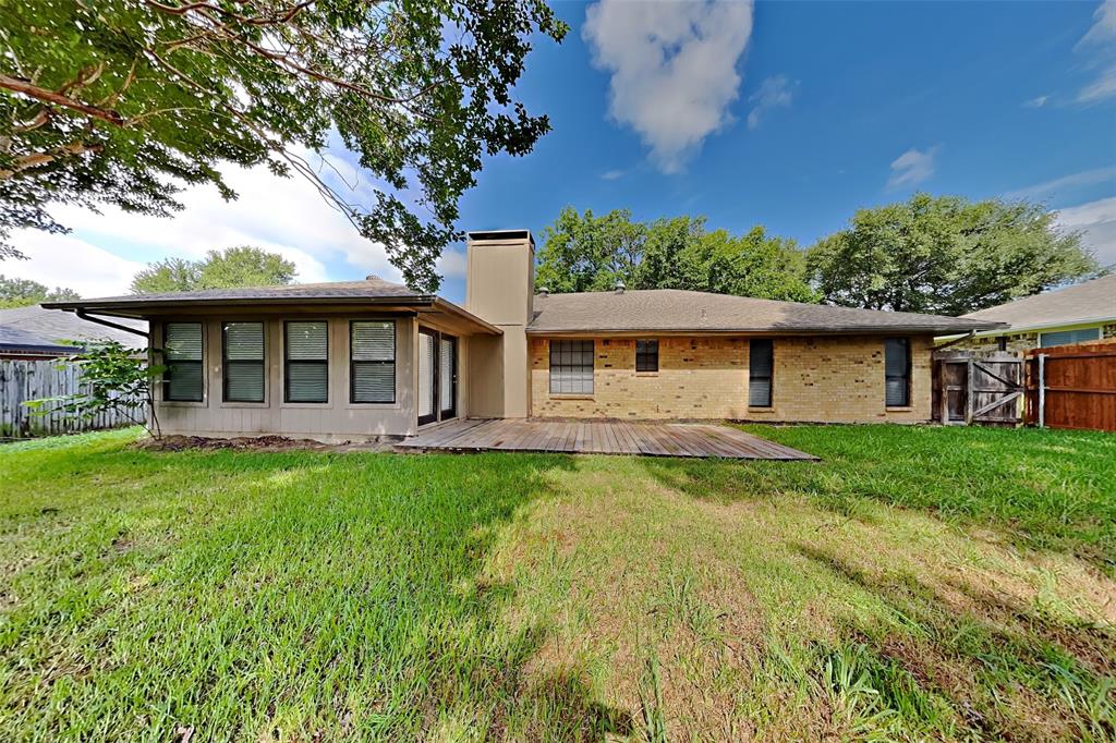 1522 Clover Hill Road Mansfield, TX 76063 - Photo 17 of 18