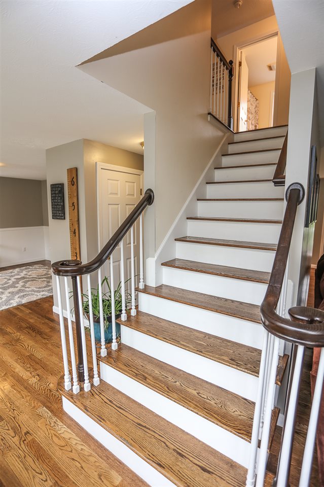 12 Mountain Road Bedford, NH 03110 - Photo 18 of 38 Gallery Image 18