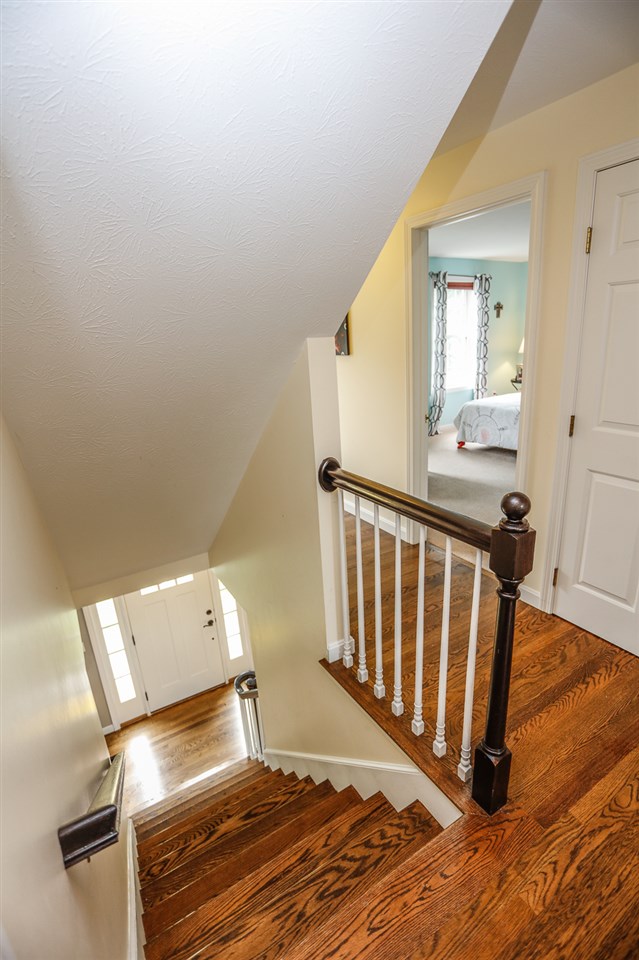 12 Mountain Road Bedford, NH 03110 - Photo 19 of 38 Gallery Image 19