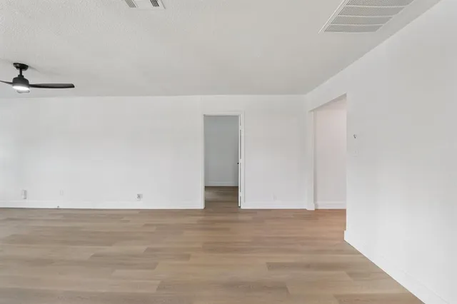 $289,000 | 1105 North Sylvania Avenue, Fort Worth, TX 76111