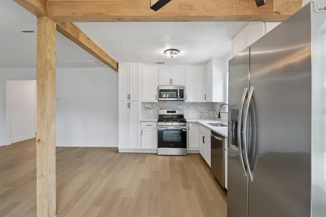 $289,000 | 1105 North Sylvania Avenue, Fort Worth, TX 76111